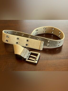 Levi's Canvas Belt - Tan/Khaki Canvas Belt. Double Grommets and Metal Buckle